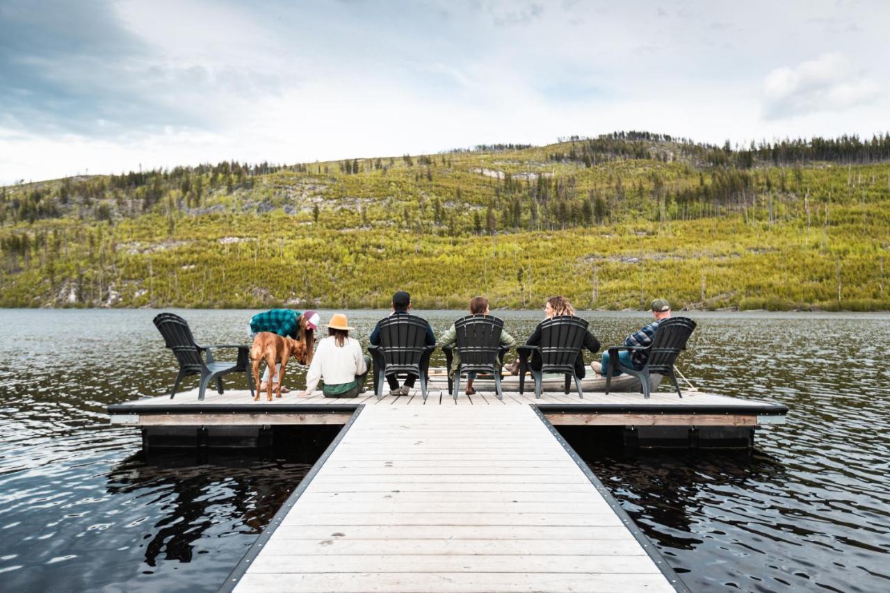 Chute Lake Lodge Нарамата Екстер'єр фото