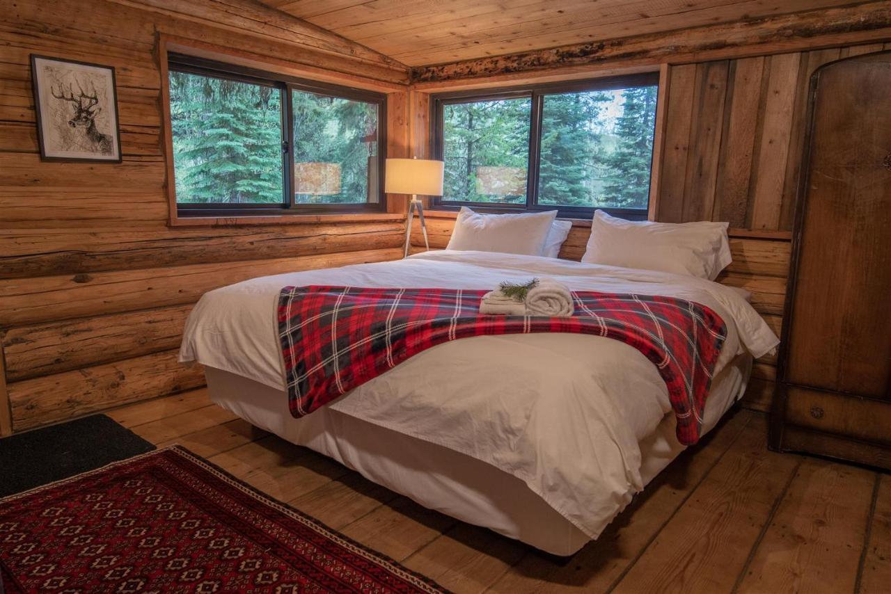 Chute Lake Lodge Нарамата Екстер'єр фото