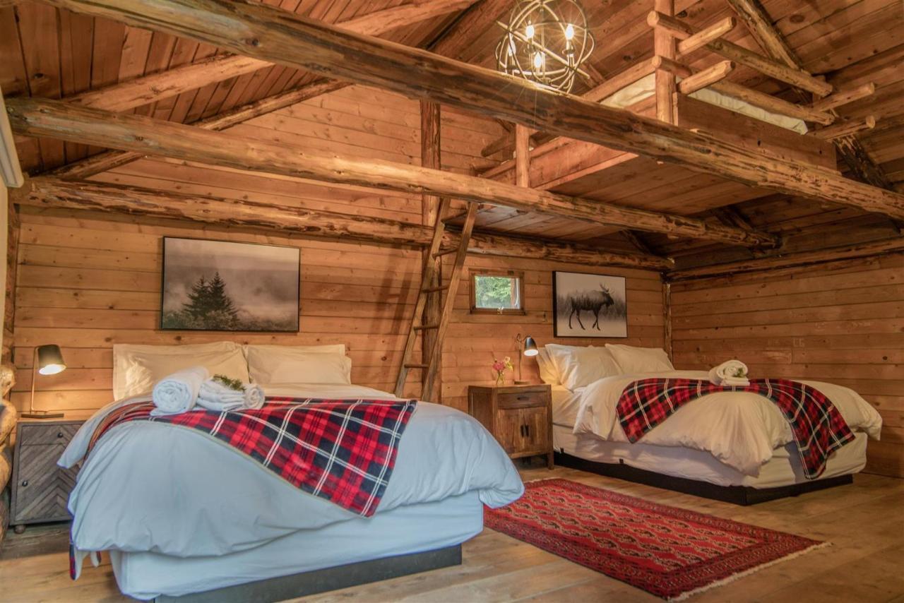 Chute Lake Lodge Нарамата Екстер'єр фото