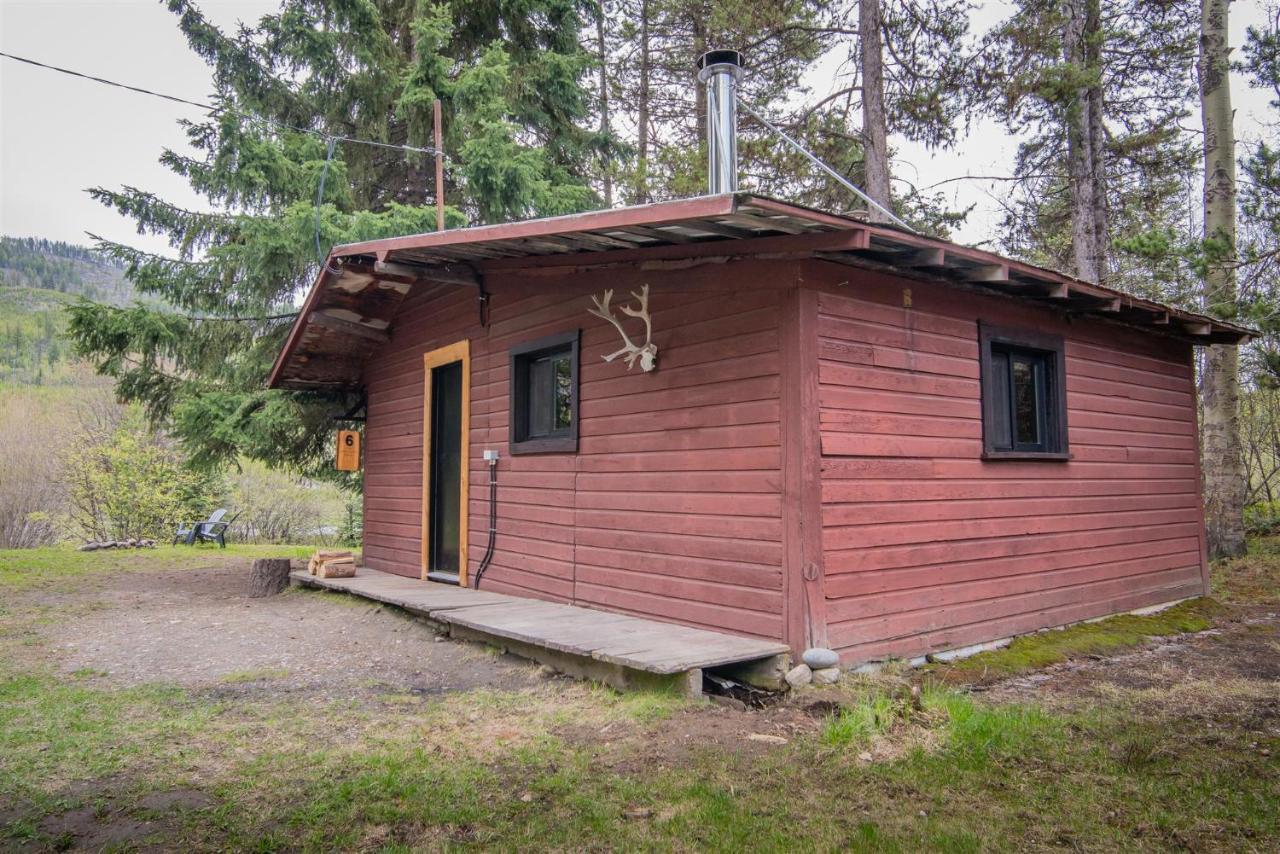 Chute Lake Lodge Нарамата Екстер'єр фото